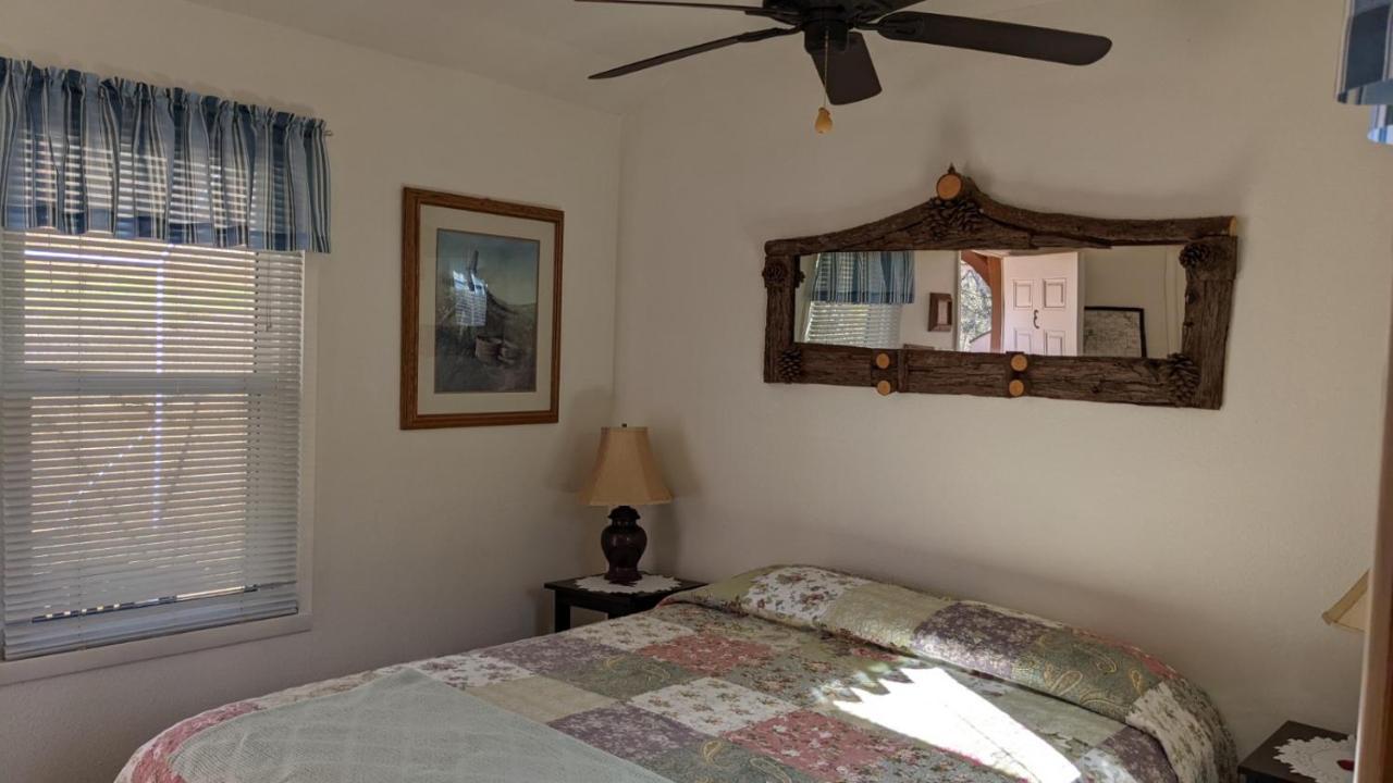 Room #3 At The Apple Place Miramonte Exterior photo